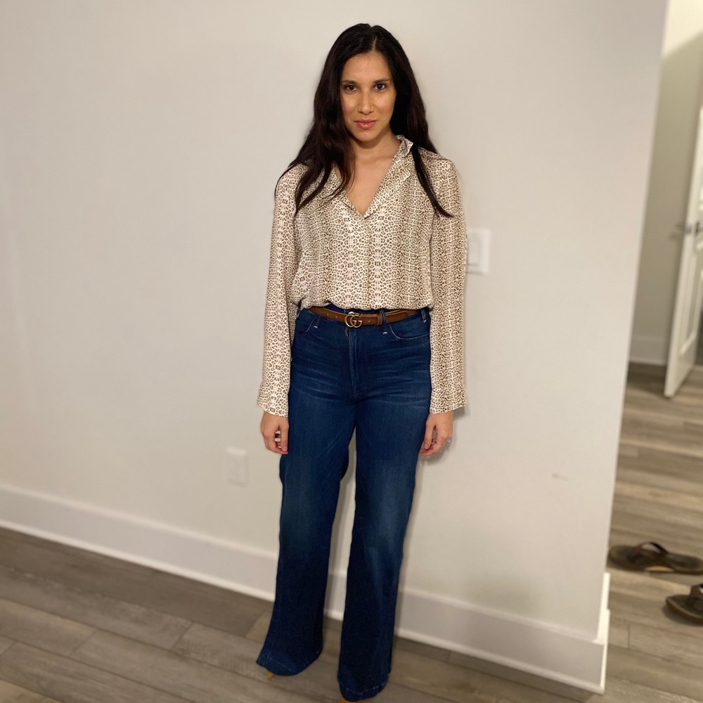V neck animal print blouse.
